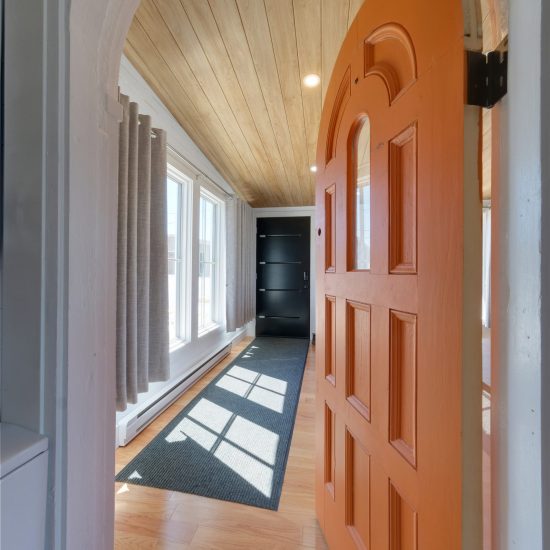 Sunbleached Oak, 6in Solid Soffit Int Ceiling Newfoundland (20)